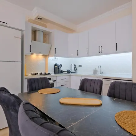 Soeguet Rezidans Apartment
